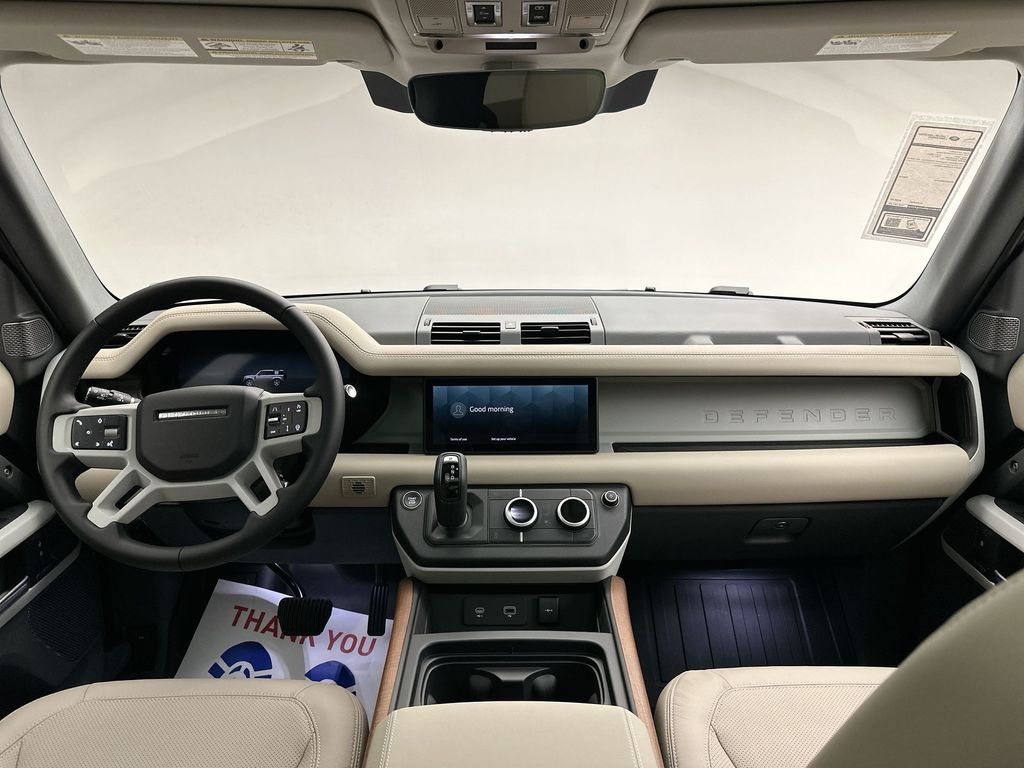 2024 Land Rover Defender 110 13