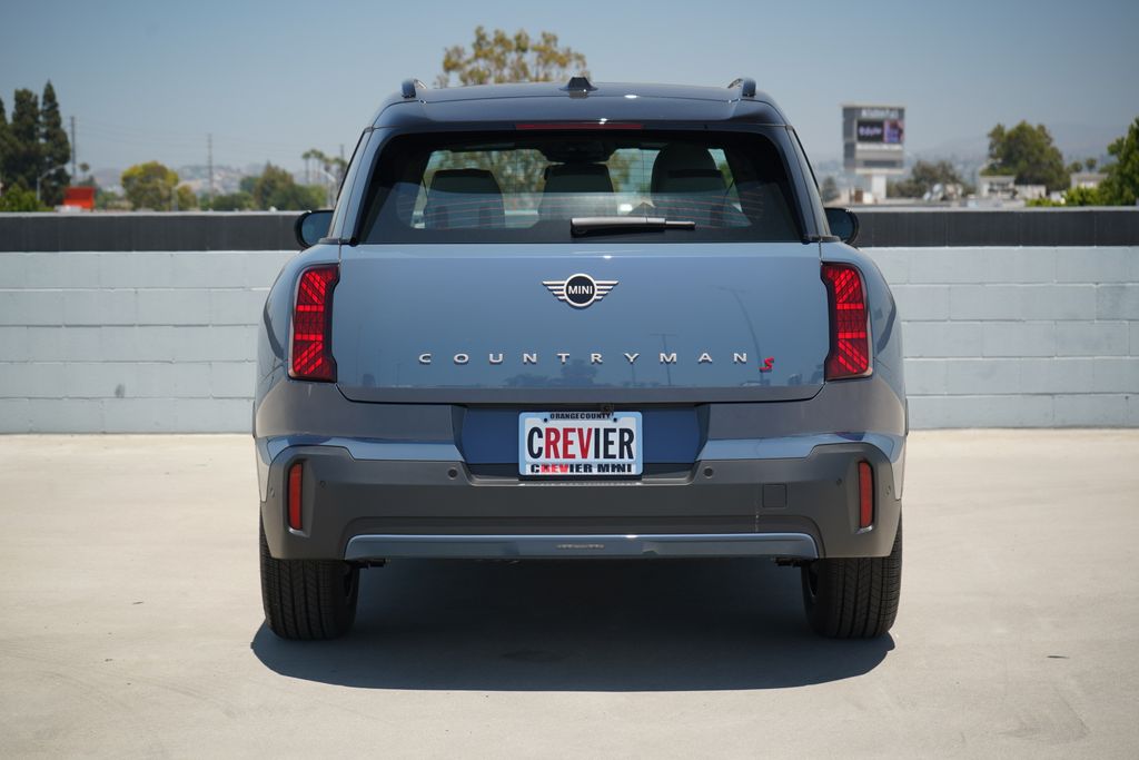 Thumbnail: 2027 MINI Cooper Countryman - 4