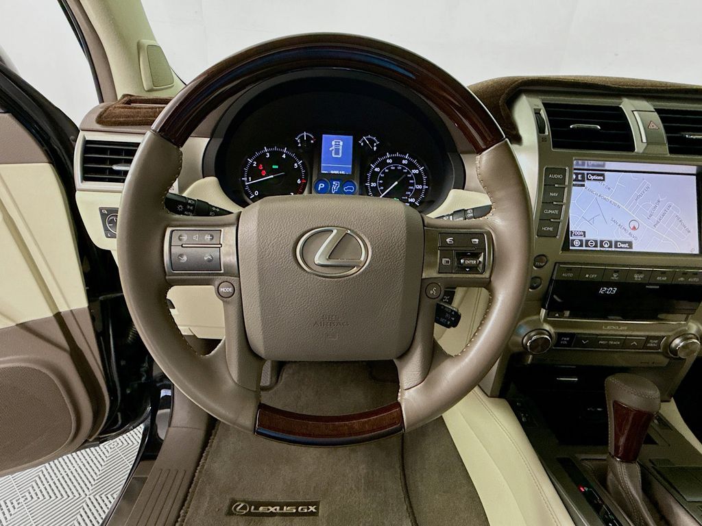 Thumbnail: 2014 Lexus GX - 11