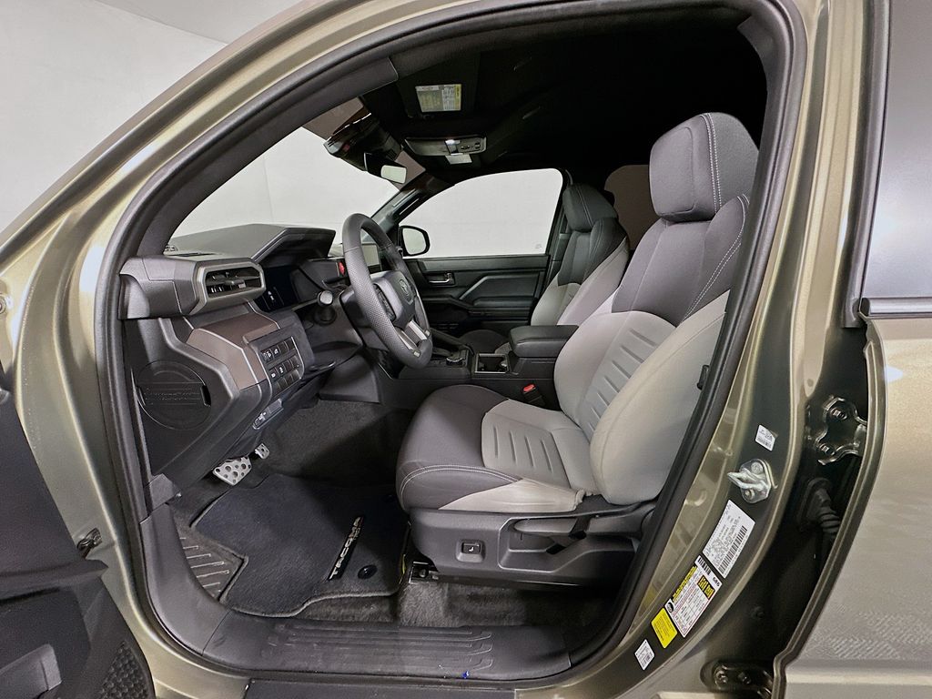 Thumbnail: 2024 Toyota Tacoma - 20