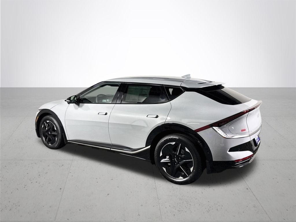 2026 Kia EV6 Wind