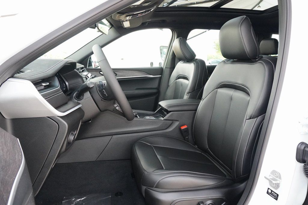 New Car 2025 Jeep Grand Cherokee L  Limited For Sale Under $50,000 In Weatherford, Texas