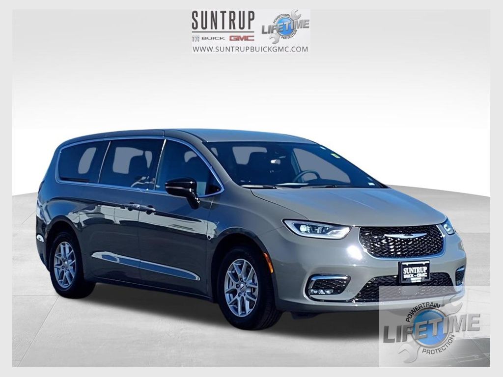 2025 Chrysler Pacifica Select FWD