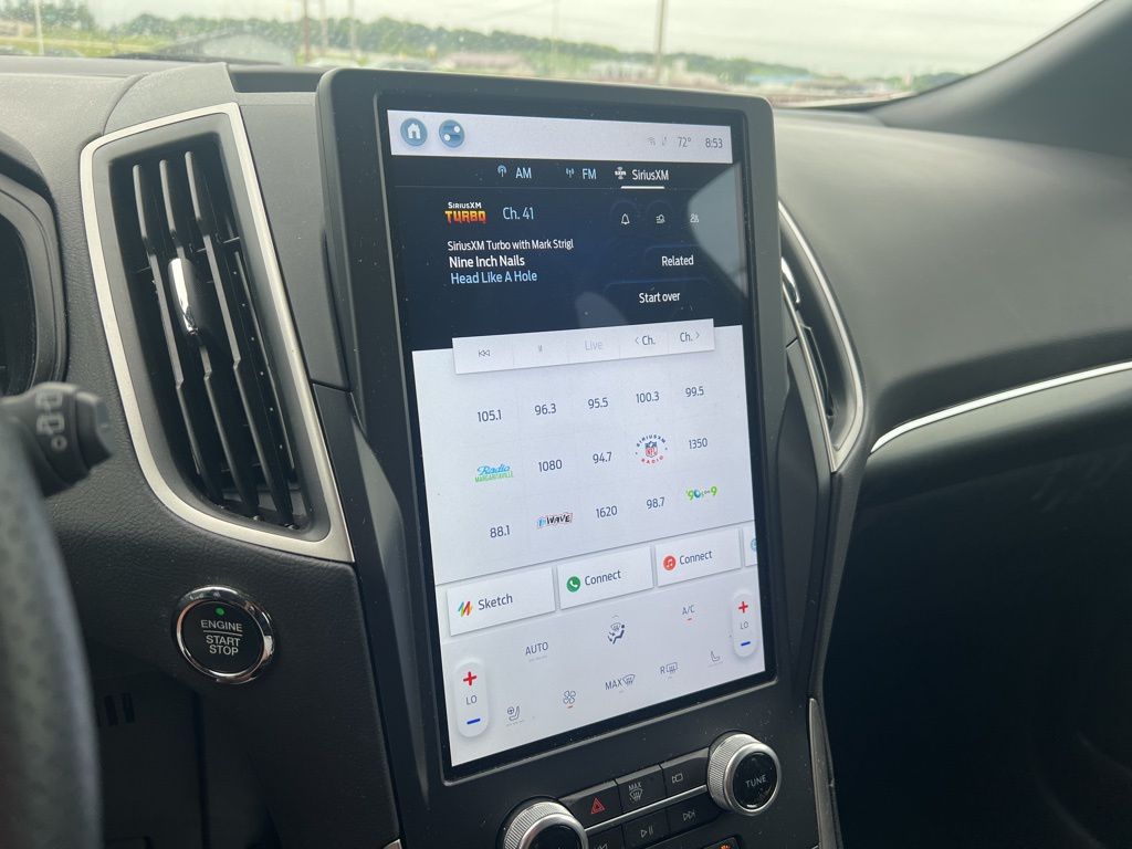 2022 Ford Edge
