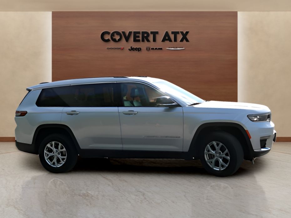 View vehicle photo 6