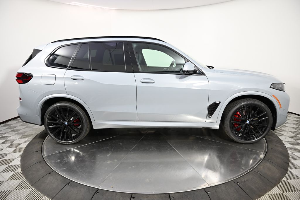 Thumbnail: 2026 BMW X5 - 6