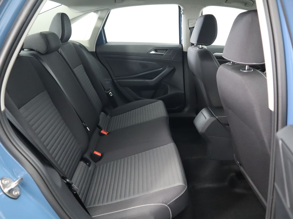 2025 Volkswagen Jetta S 23