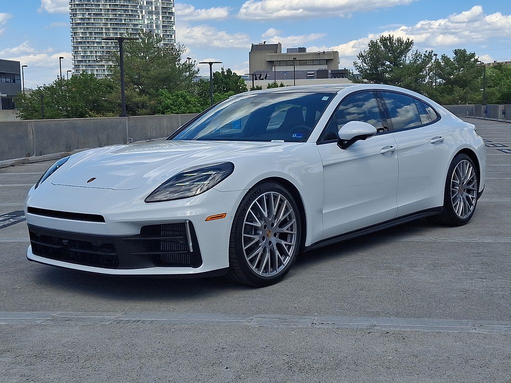 Thumbnail: 2026 Porsche Panamera - 1