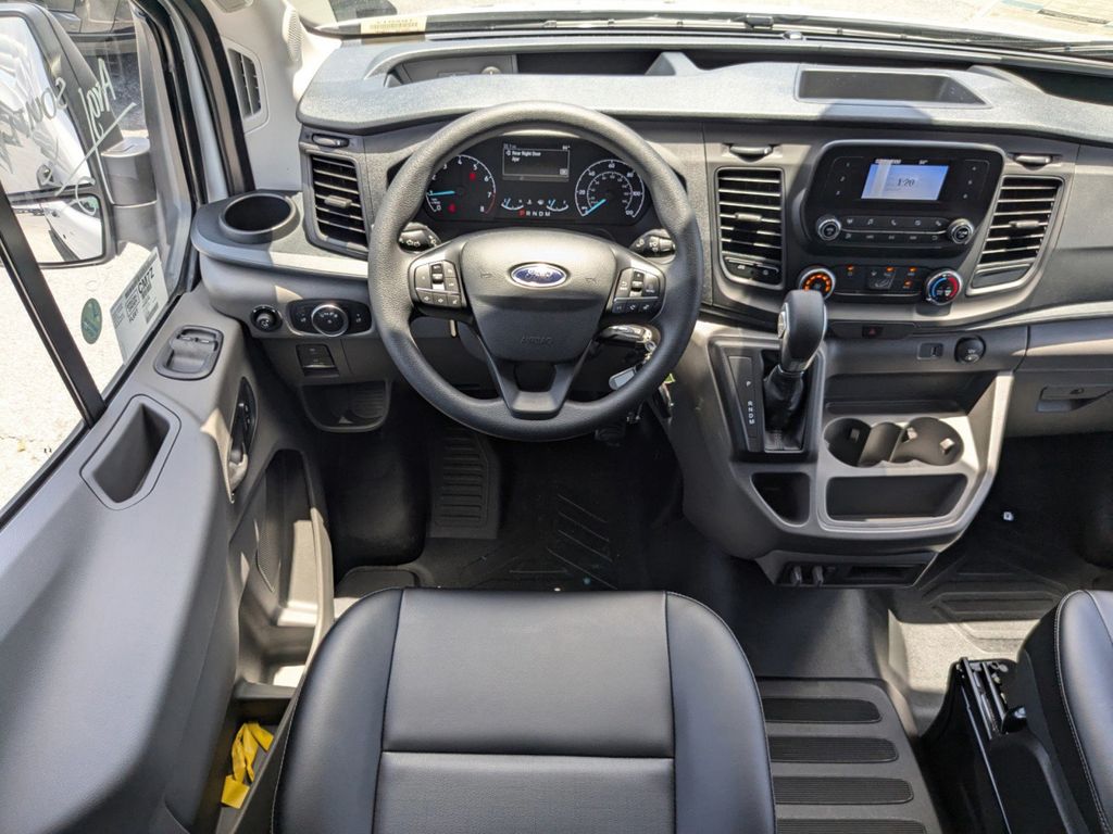 2025 Ford Transit 250