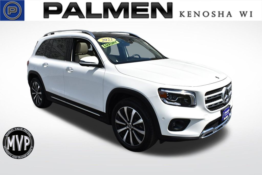 White 2022 Mercedes-Benz GLB 250 FWD SUV / Crossover Front-Wheel Drive 8-Speed Automatic