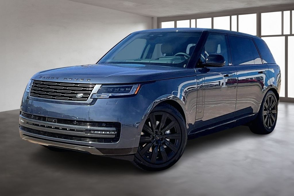 2026 Land Rover Range Rover P400 SE LWB AWD