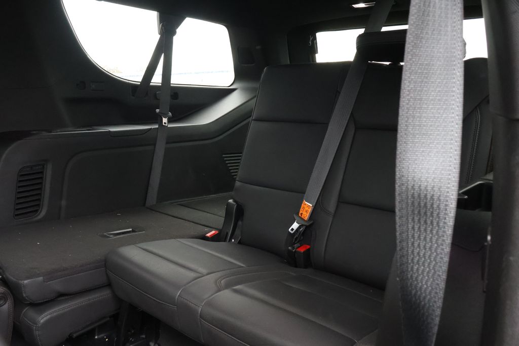 Thumbnail: 2024 Chevrolet Suburban - 32