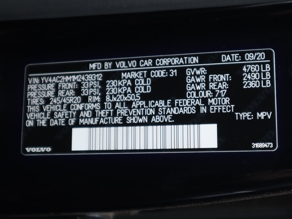 Thumbnail: 2021 Volvo XC40 - 14
