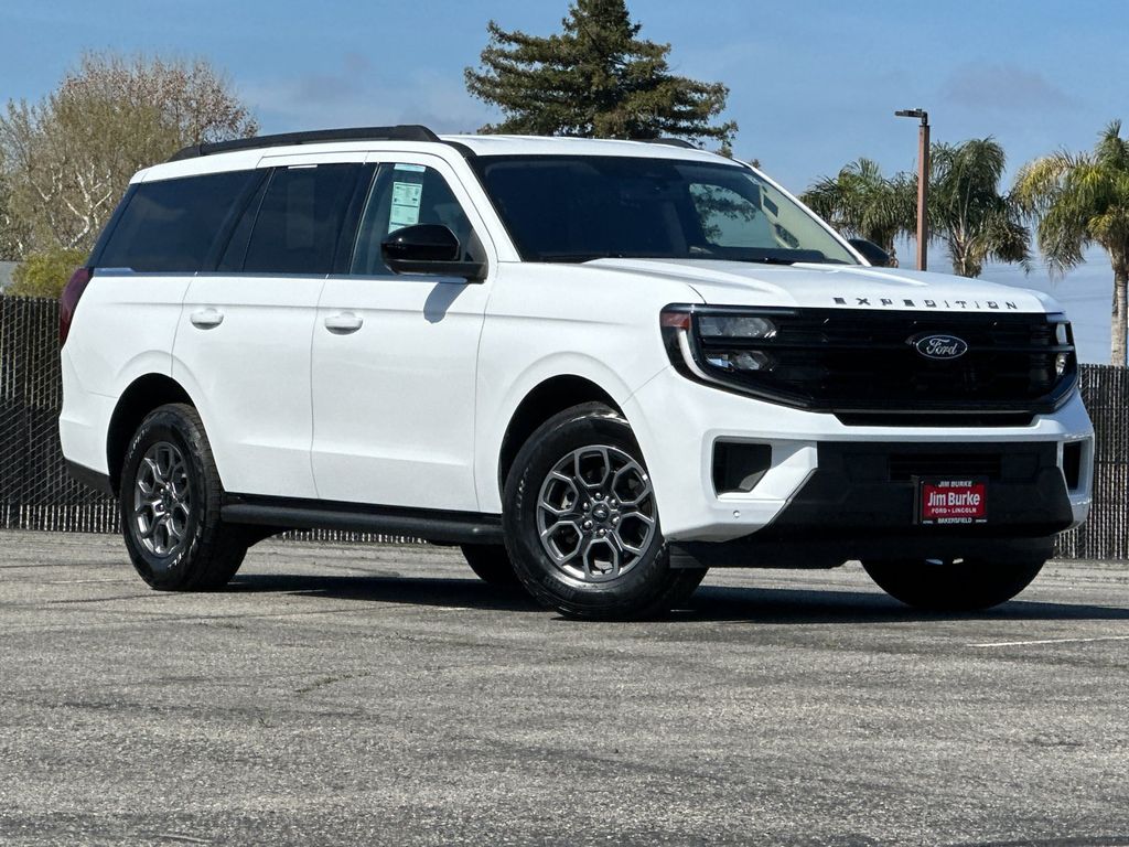 Oxford White 2025 Ford Expedition SUV / Crossover Four-Wheel Drive Automatic