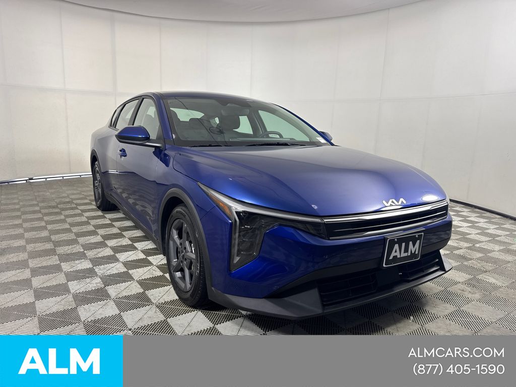 Used 2025 Blue Kia LXS image 4