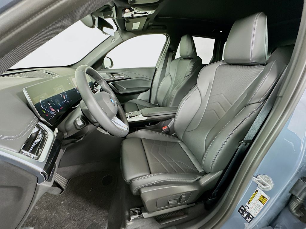 Thumbnail: 2026 BMW X1 - 16