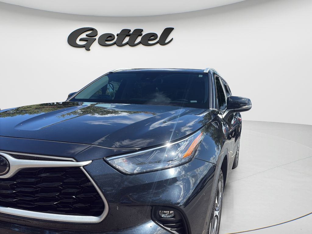 Certified Used 2023 Black Toyota XLE image 9