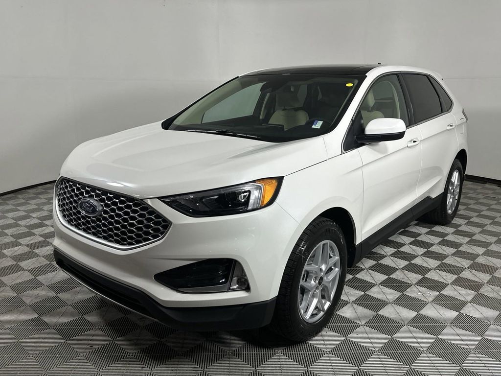 2024 Ford Edge SEL 3