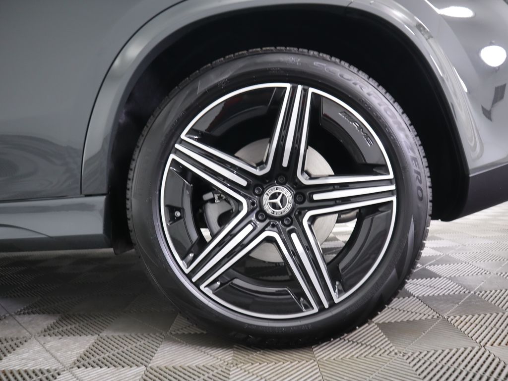 Thumbnail: 2026 Mercedes-Benz GLE - 32