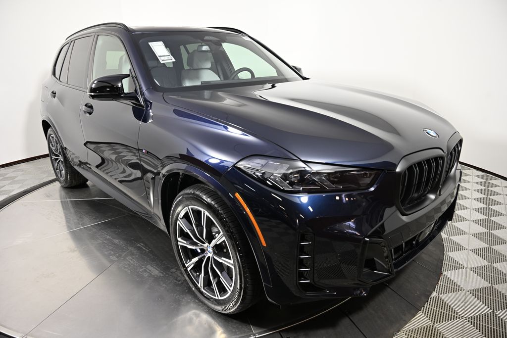 2025 BMW X5 M60i 7