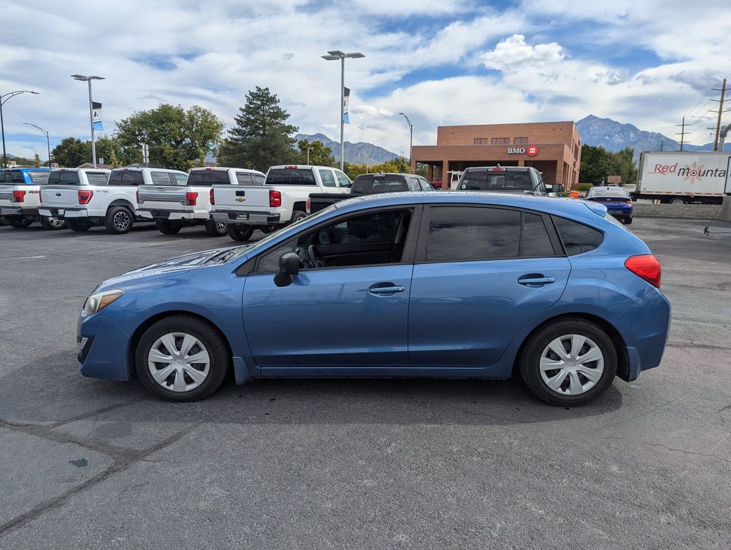 2016 Subaru Impreza 2.0i 8