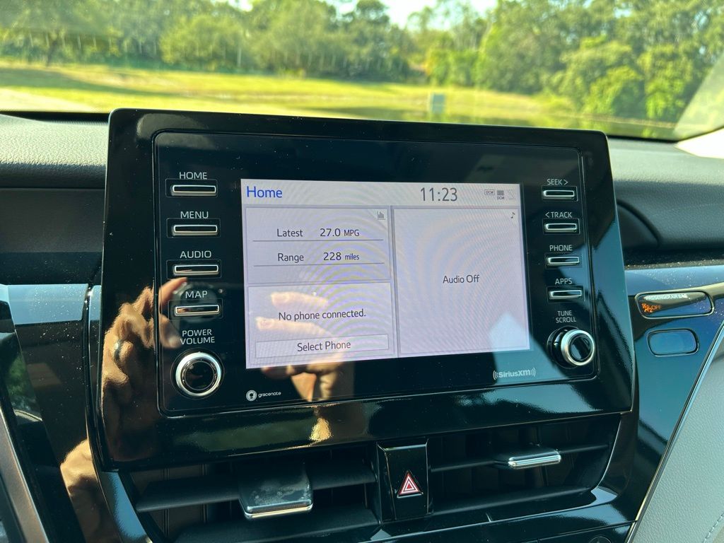 Thumbnail: 2023 Toyota Camry - 24