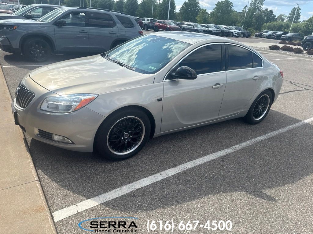 2011 Buick Regal CXL Sedan FWD