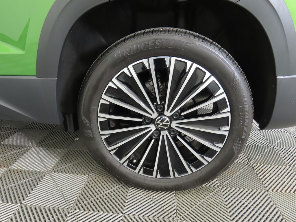 Thumbnail: 2025 Volkswagen Taos - 31