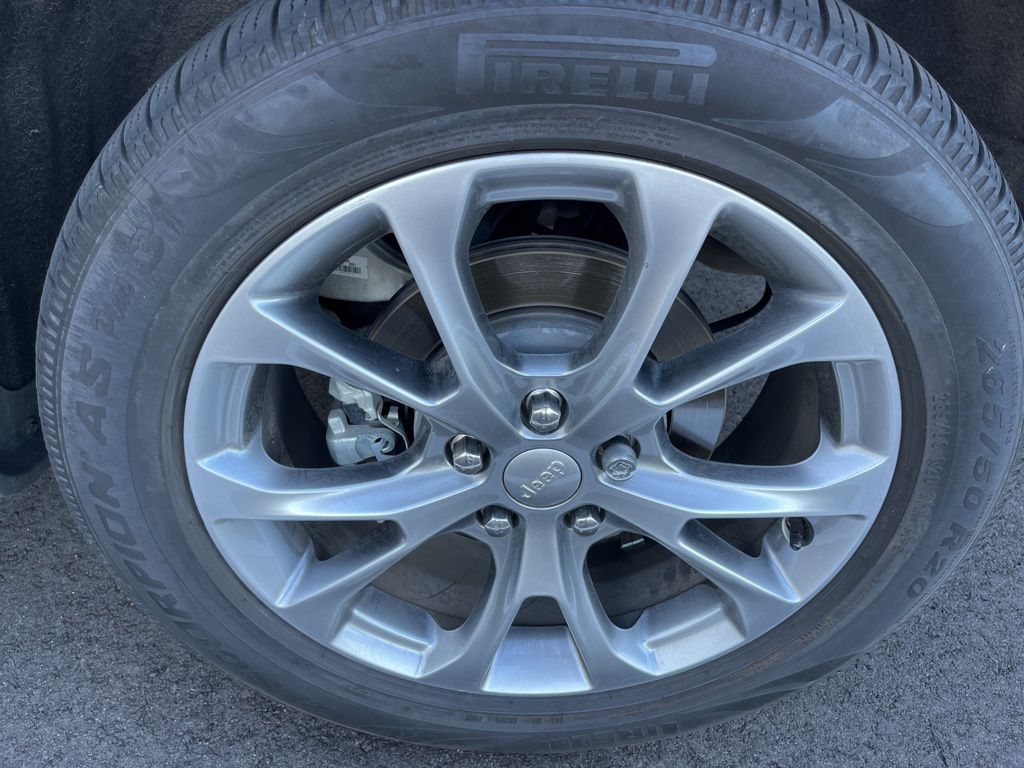 Thumbnail: 2021 Jeep Grand Cherokee - 7