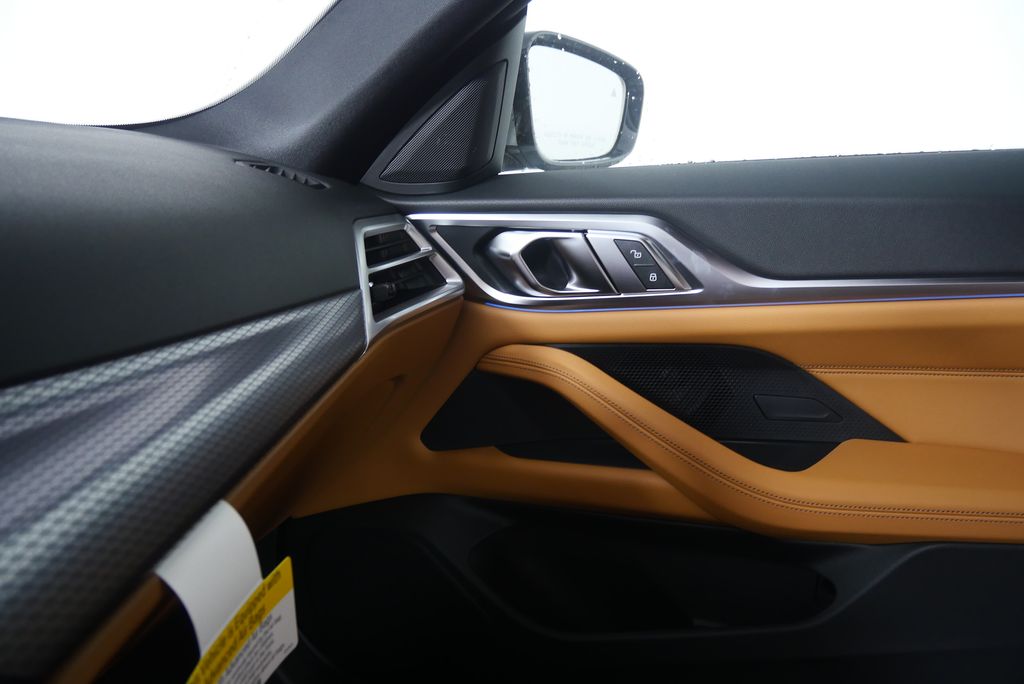 Thumbnail: 2025 BMW i4 - 23