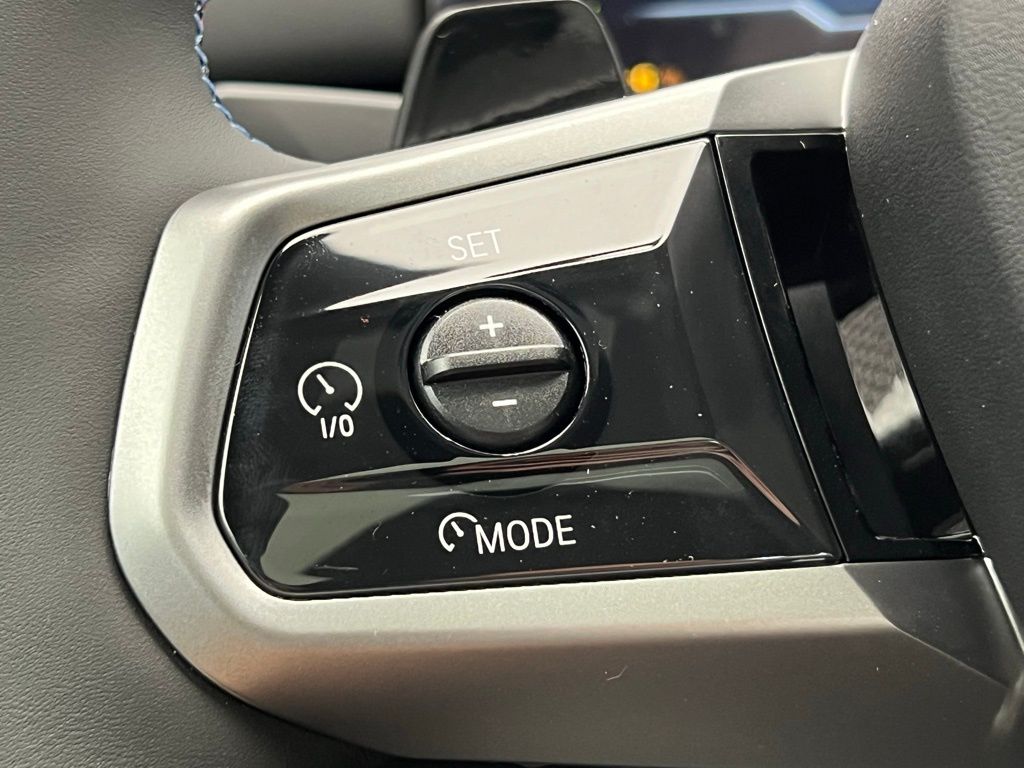 2025 BMW i5 M60 19