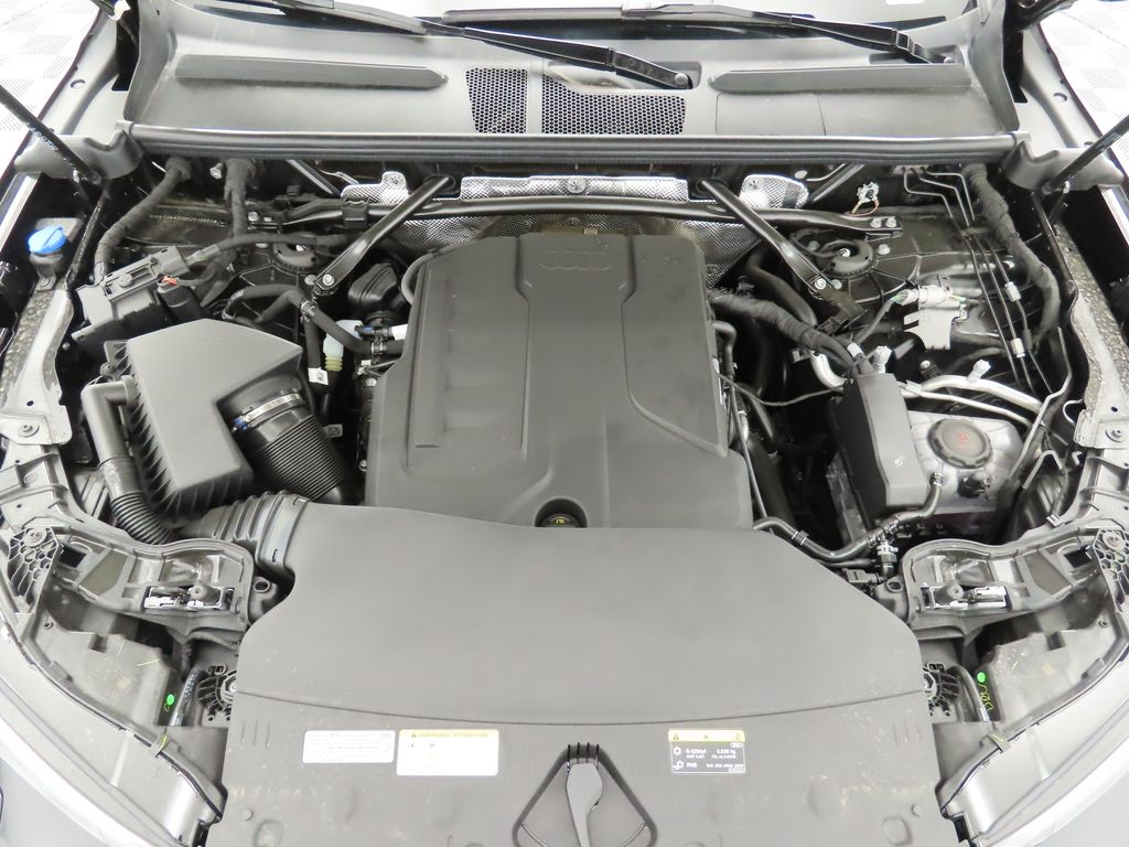 Thumbnail: 2025 Audi Q5 - 29