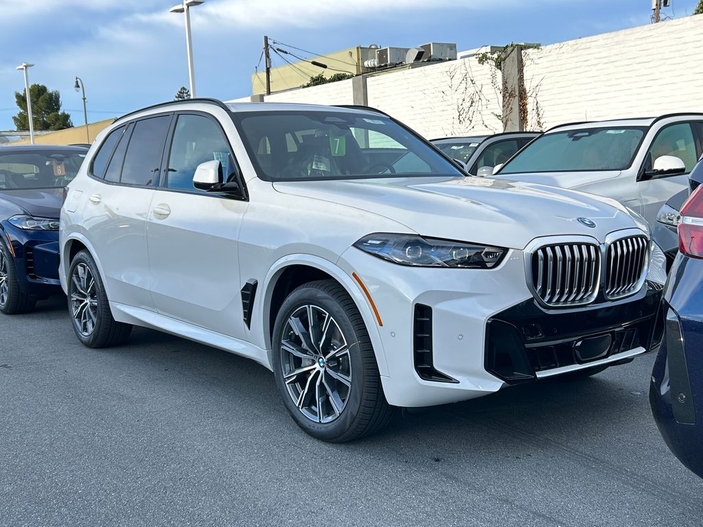 Thumbnail: 2026 BMW X5 - 2