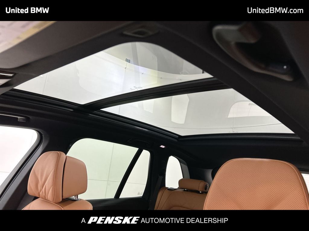 Thumbnail: 2026 BMW X5 - 20