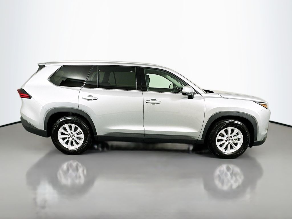 Thumbnail: 2025 Toyota Grand Highlander - 4