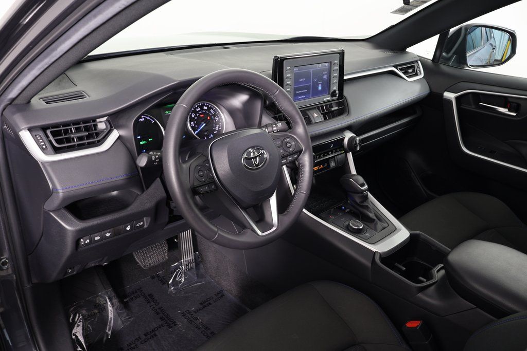 Thumbnail: 2022 Toyota RAV4 - 7