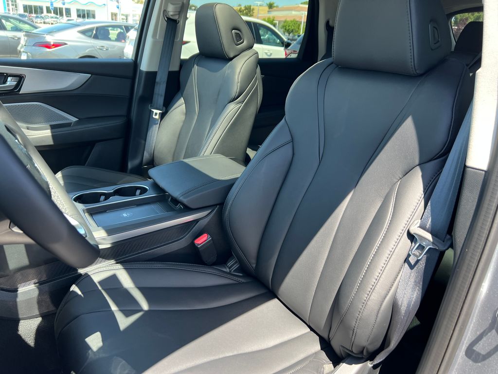 Thumbnail: 2025 Acura MDX - 15