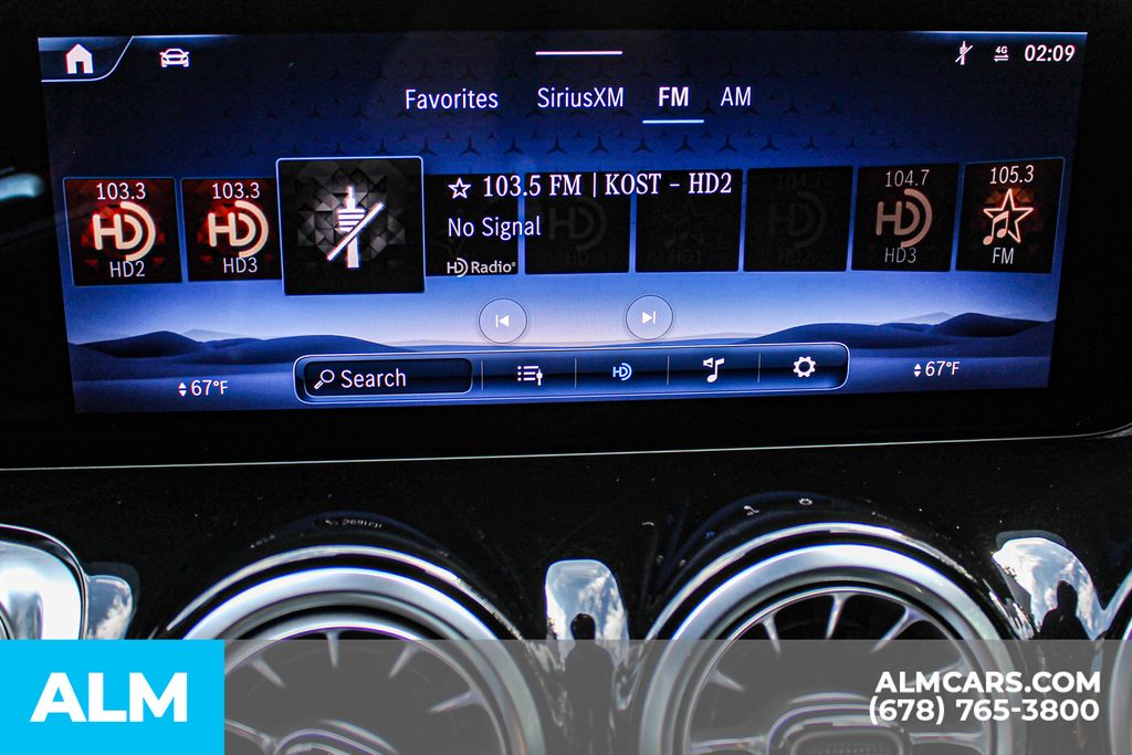 Used 2024 Black Mercedes-Benz GLB 250 image 34