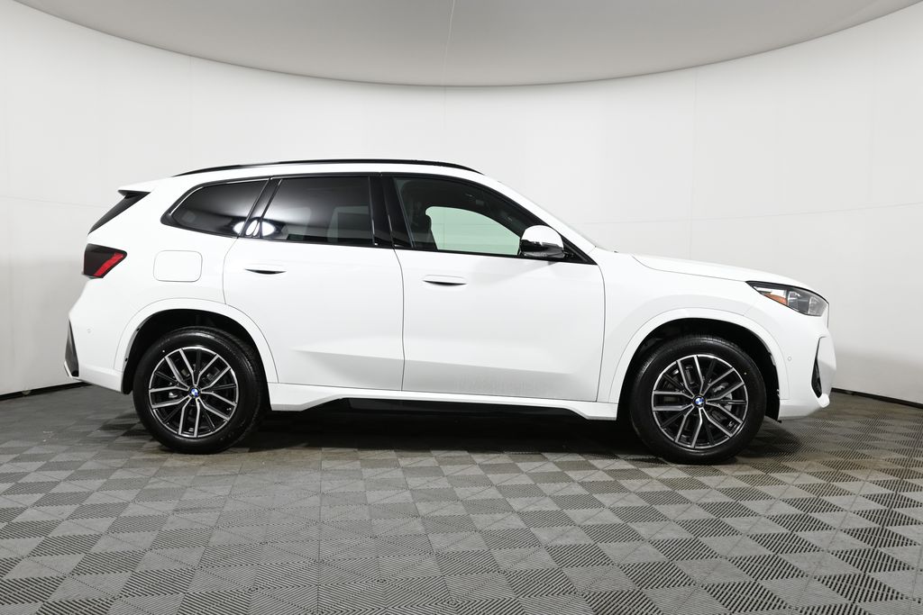 Thumbnail: 2026 BMW X1 - 8