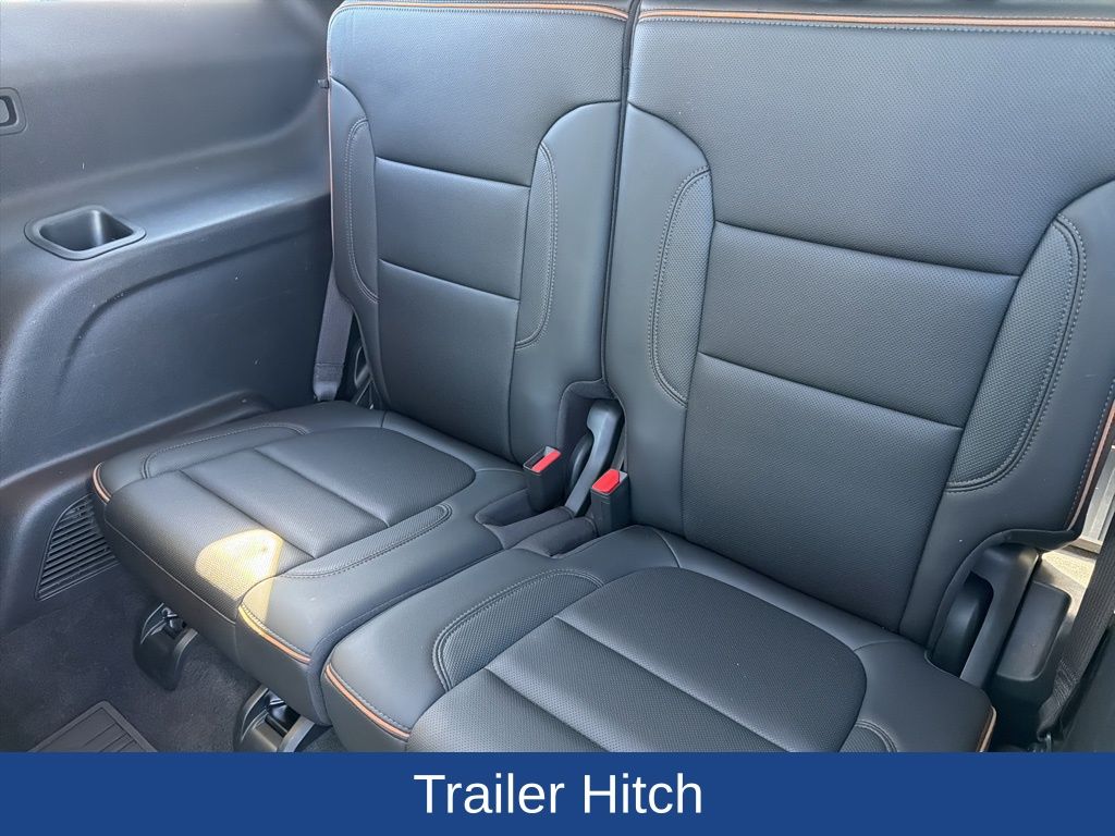 2022 GMC Acadia AWD AT4