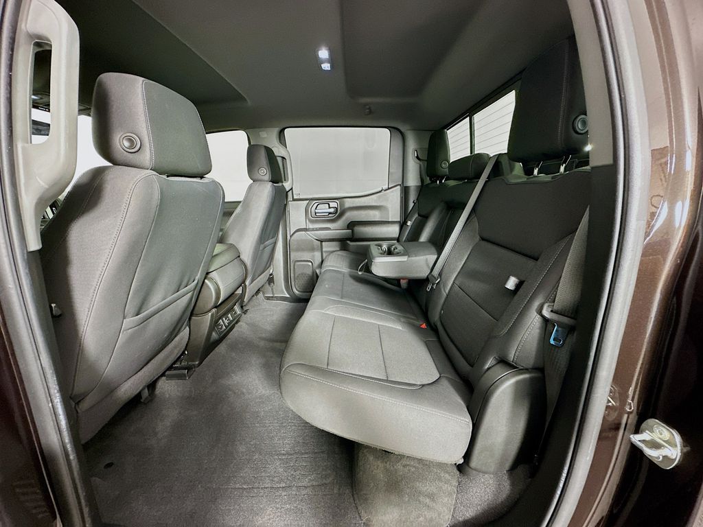 2020 Chevrolet Silverado 1500 LT 24