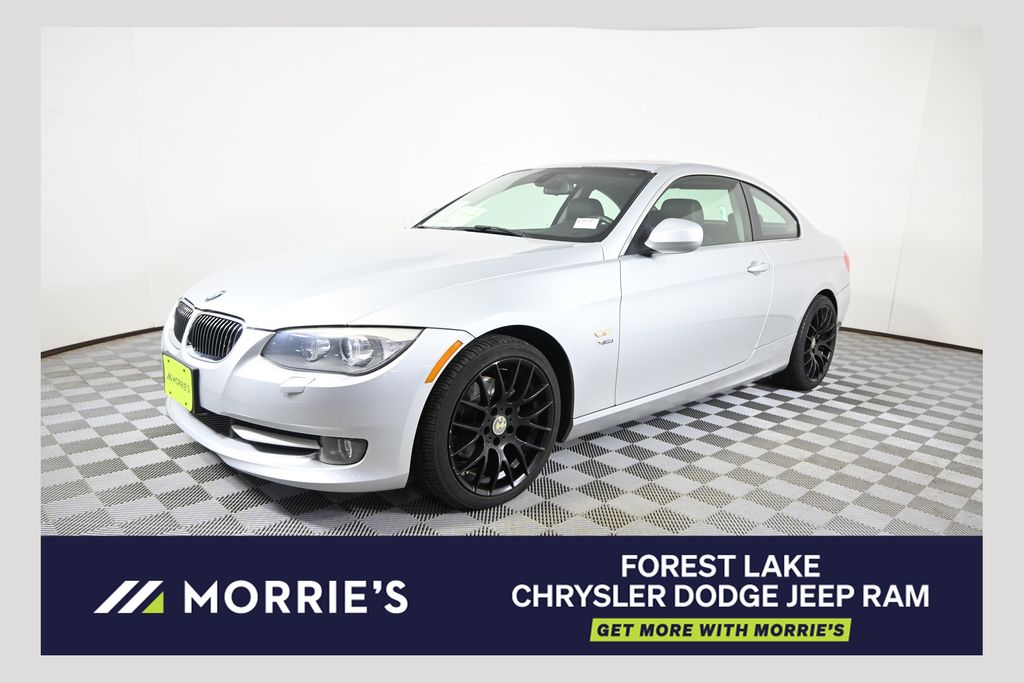Titanium Silver Metallic 2011 BMW 3 Series Coupe All-Wheel Drive 6-Speed Automatic
