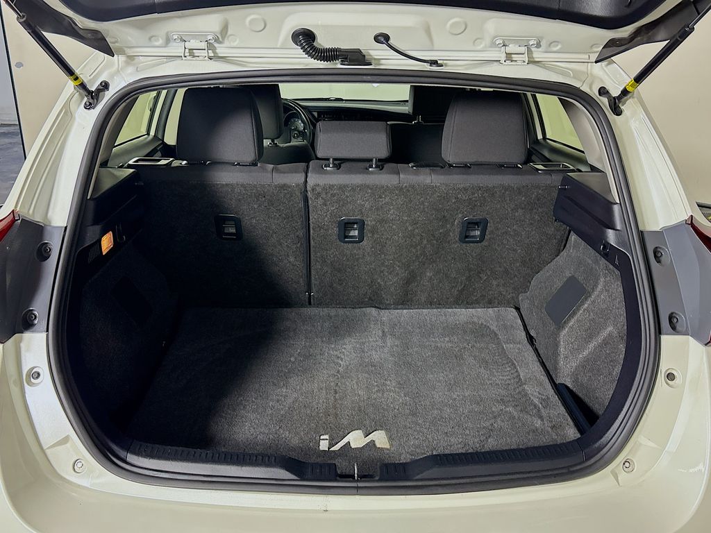 2016 Scion iM Base