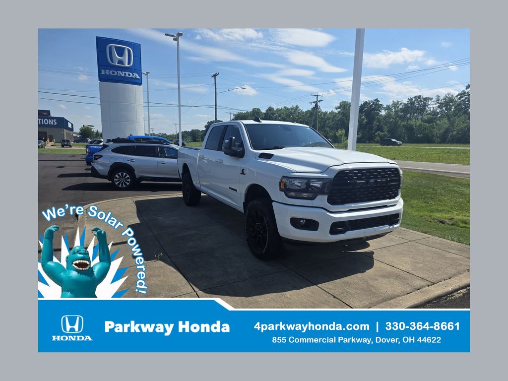 Bright White Clearcoat 2024 RAM 3500 Big Horn Crew Cab 4WD Pickup Truck Four-Wheel Drive 6-Speed Automatic