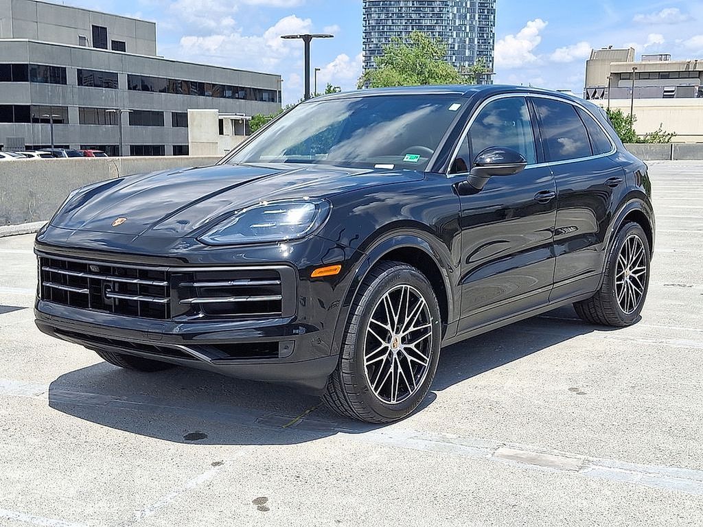 Thumbnail: 2025 Porsche Cayenne - 1
