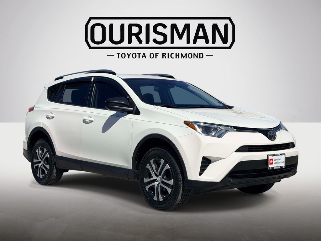 Super White 2018 Toyota RAV4 LE SUV / Crossover Front-Wheel Drive 6-Speed Automatic