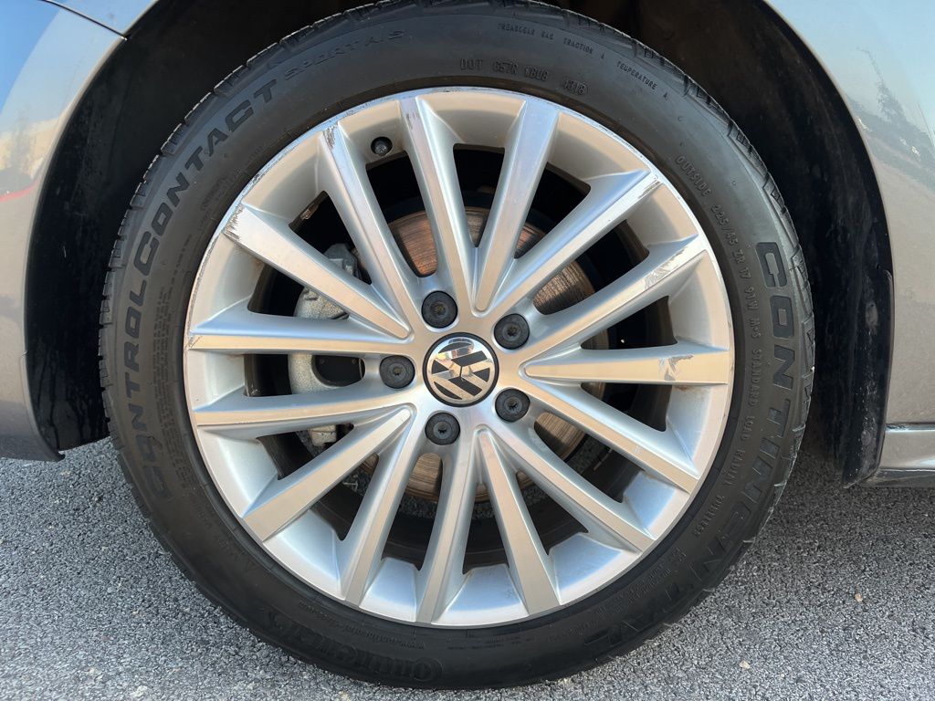 2014 Volkswagen Jetta SEL 11