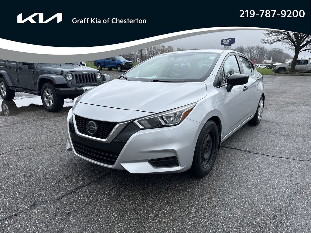 Brilliant Silver Metallic 2020 Nissan Versa S FWD Sedan Front-Wheel Drive Continuously Variable Transmission