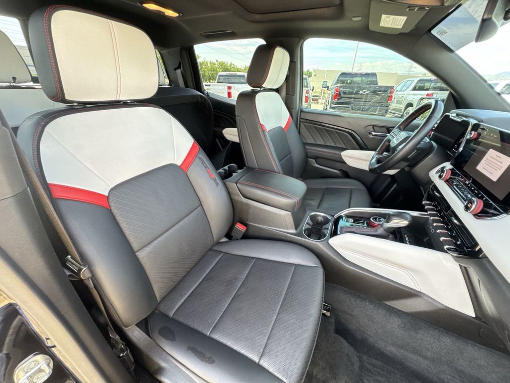 Used 2023 GMC Canyon Truck