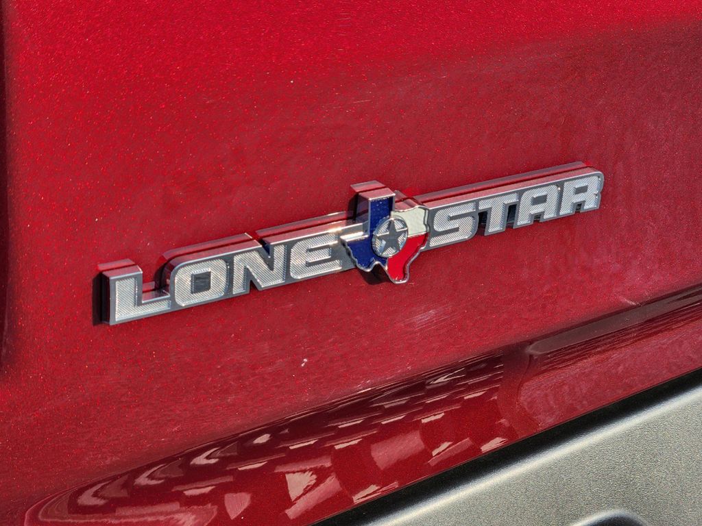 2025 Ram 1500 Big Horn/Lone Star 9